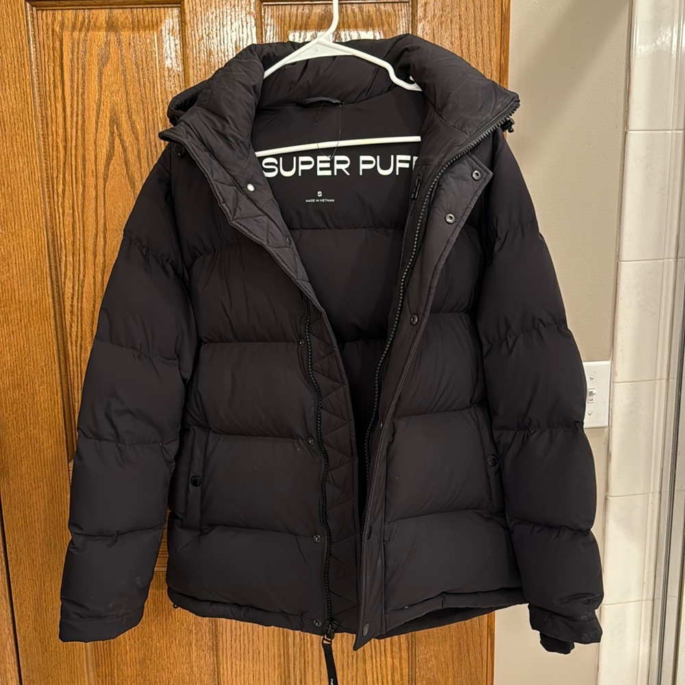 Aritzia, The super puffer size small